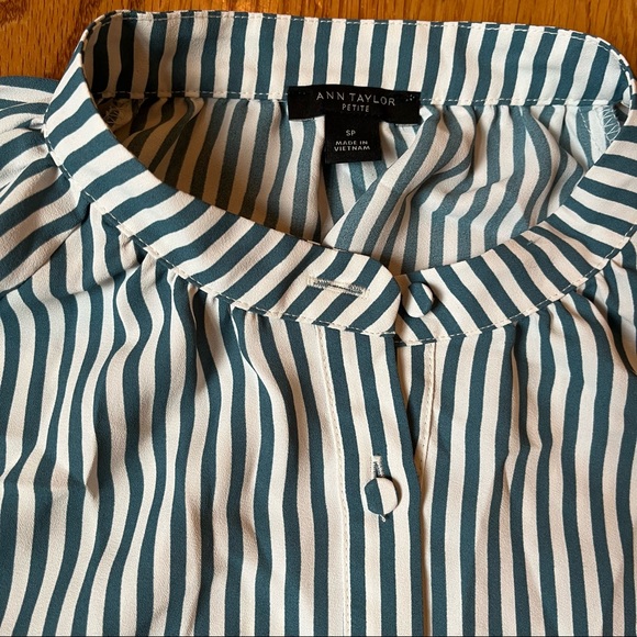 Ann Taylor petite striped shirred button down shirt size small petite - Picture 7 of 9